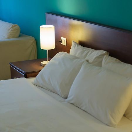 Akileda Hotel Durres Exterior photo