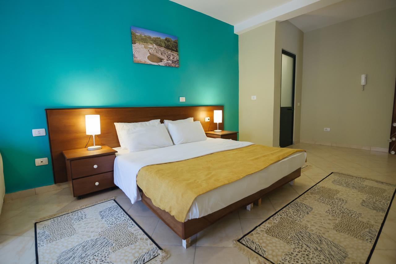 Akileda Hotel Durres Exterior photo