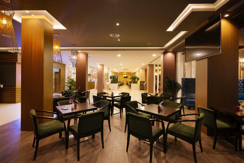 Akileda Hotel Durres Exterior photo