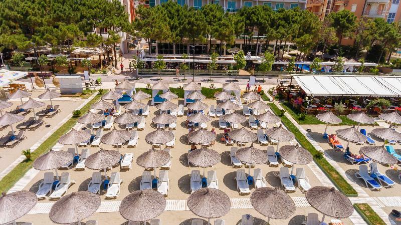 Akileda Hotel Durres Exterior photo